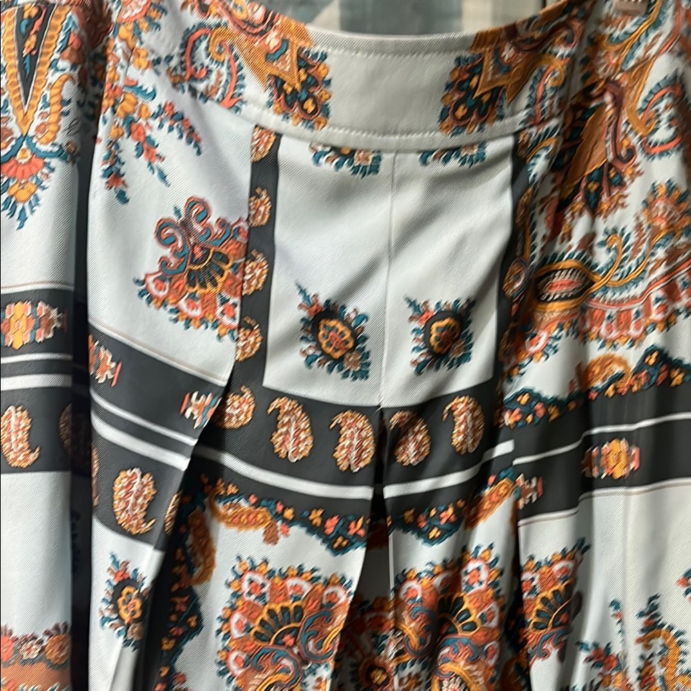 Etro Silk Knee-Length A-Line Skirt - has pockets - Picture 5 of 6